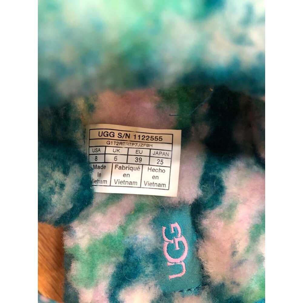 UGG Oh Yeah Marble Sheepskin Blue Green Slides - Side 8 - Picture 5 of 7